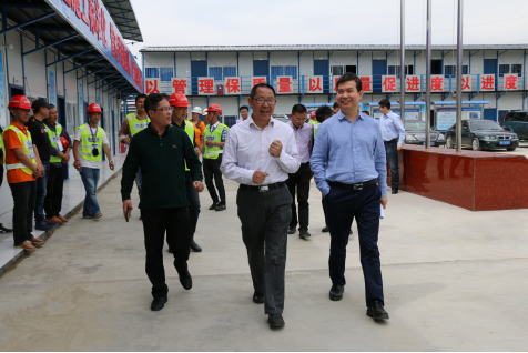 川高公司總經理王孝國赴公司瀘黃路改擴建試驗段調研指導工作